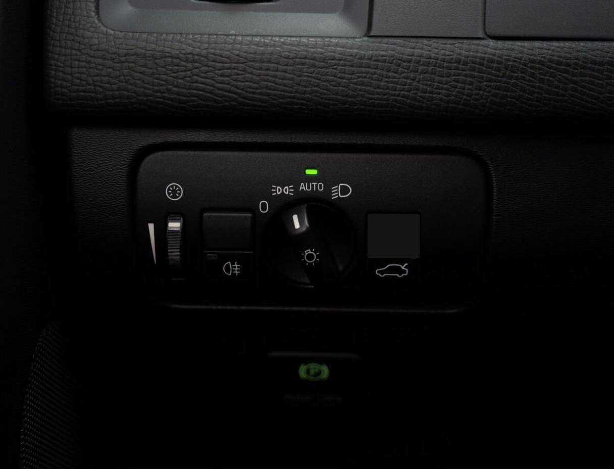 Volvo XC60, 2012 Фото №16