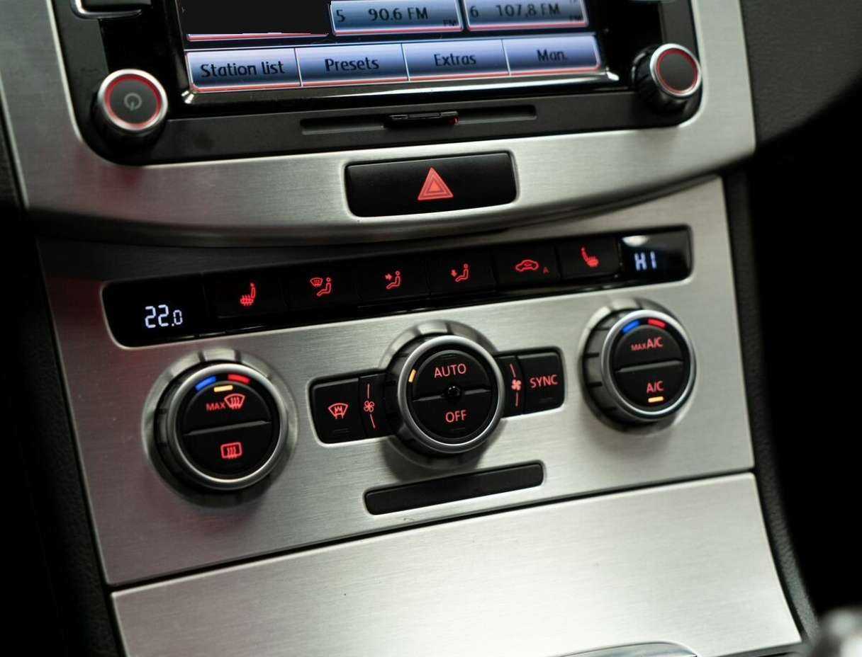 Volkswagen Passat, 2013 Фото №16