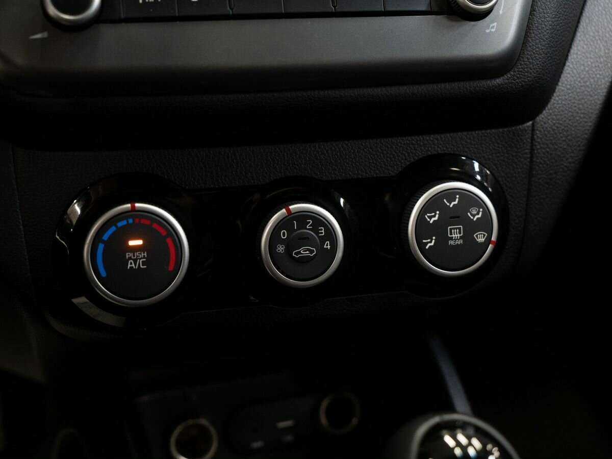 Kia Rio, 2015 Фото №13