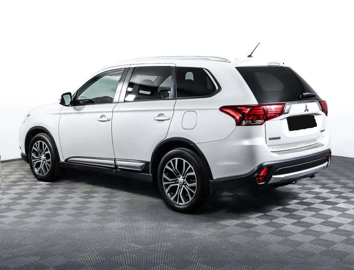 Mitsubishi Outlander, 2016 Фото №6