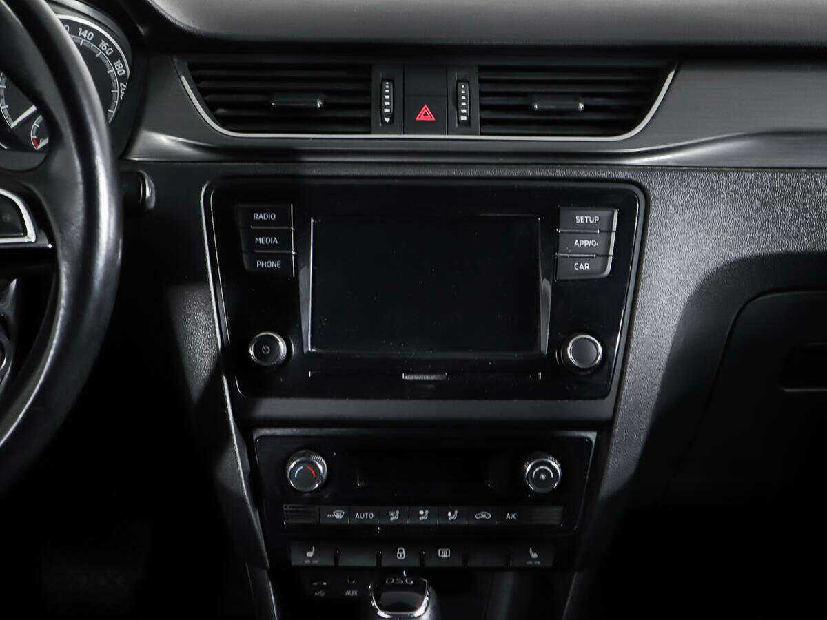 Skoda Rapid, 2017 Фото №14