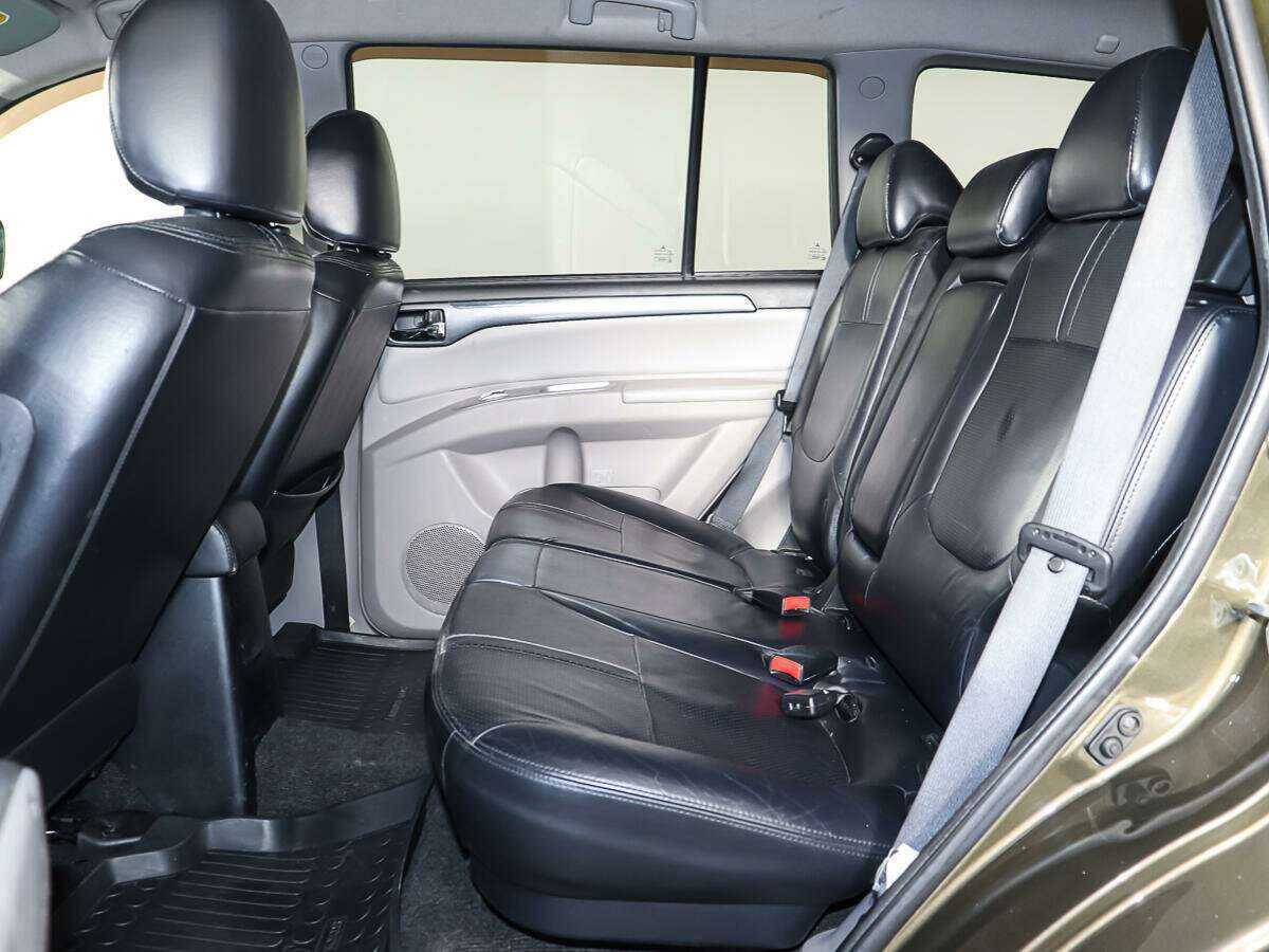 Mitsubishi Pajero Sport, 2014 Фото №9