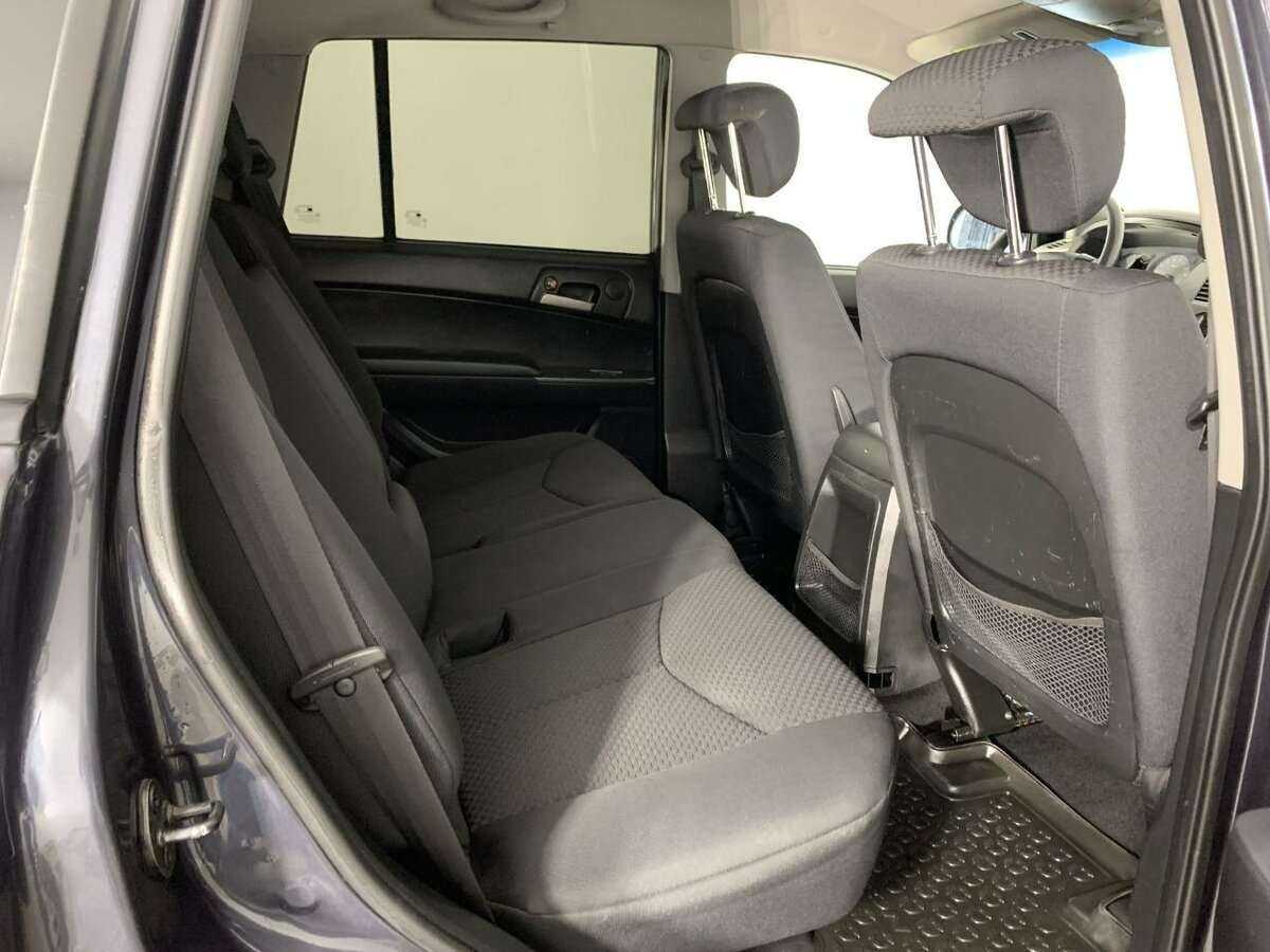 SsangYong Kyron, 2012 Фото №15