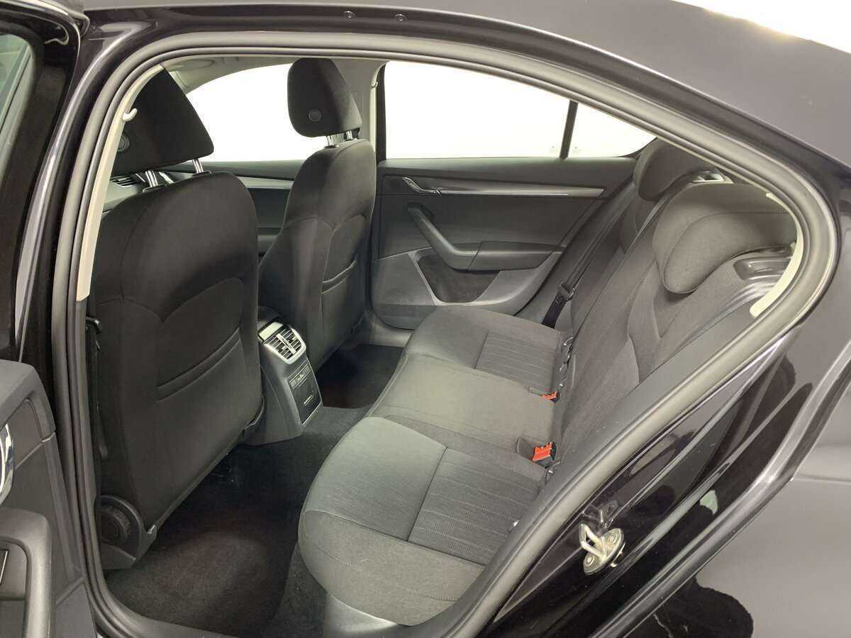Skoda Octavia, 2018 Фото №10