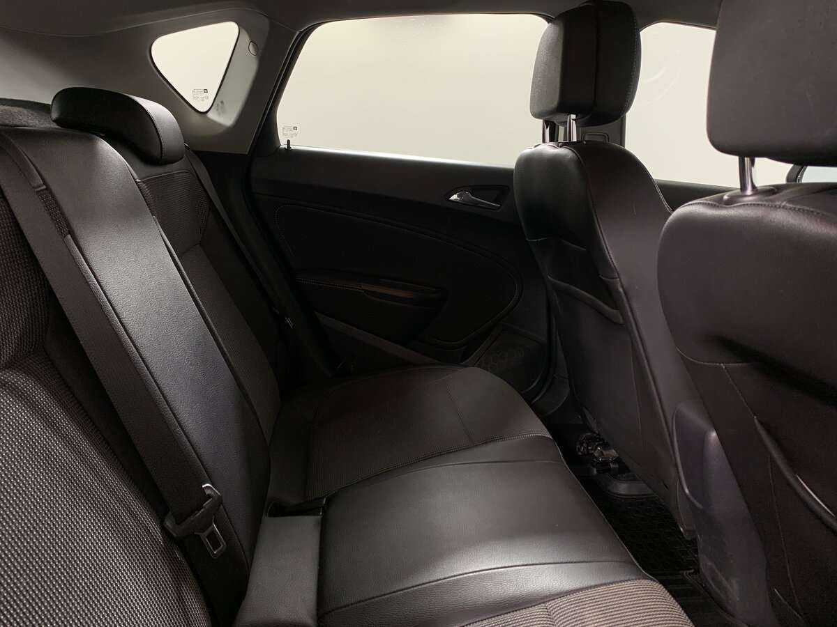 Opel Astra, 2012 Фото №15