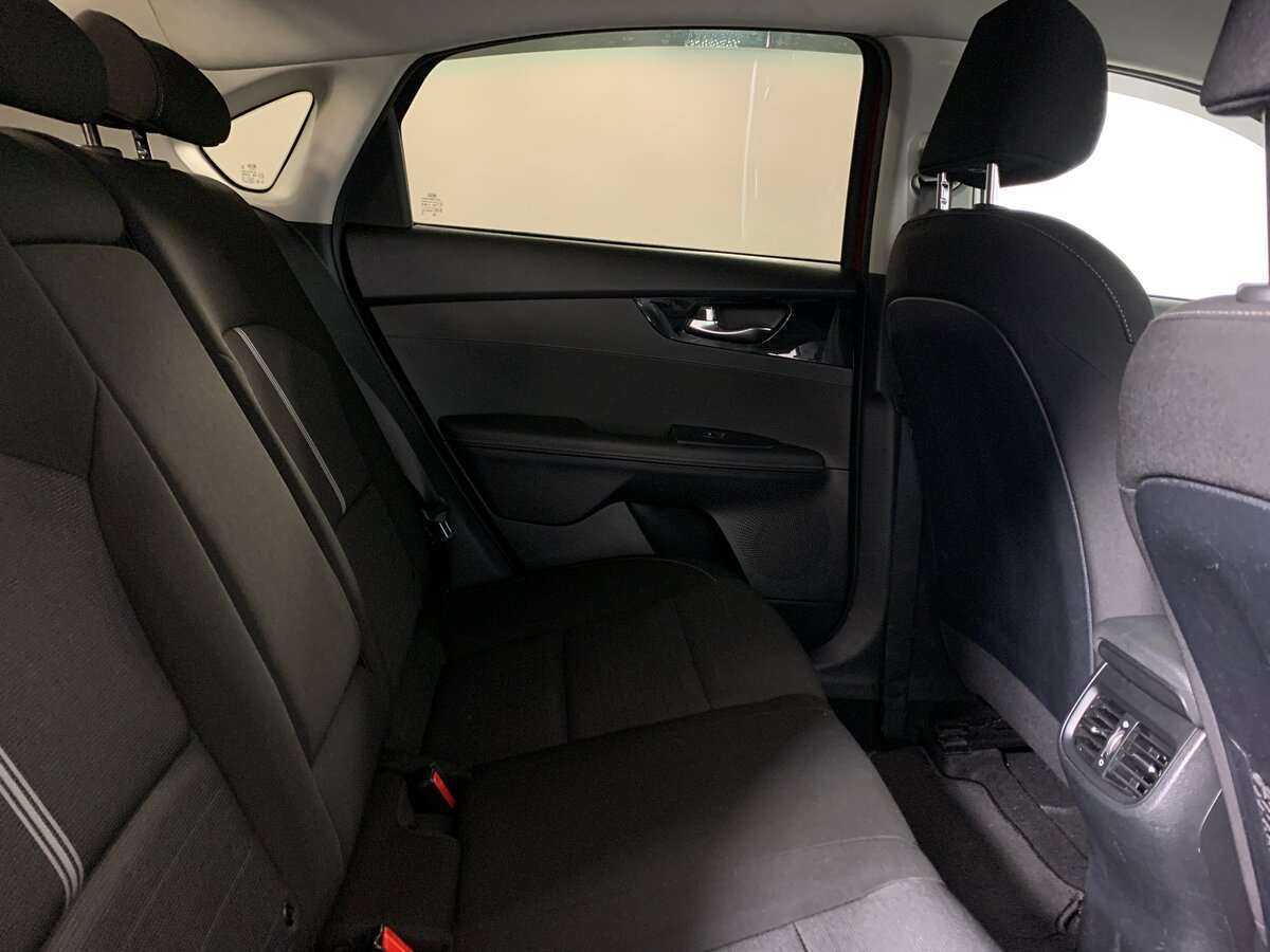 Kia Cerato, 2019 Фото №15