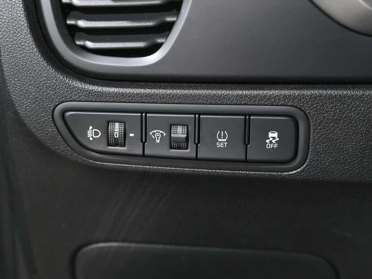 Kia Rio, 2022 Фото №16