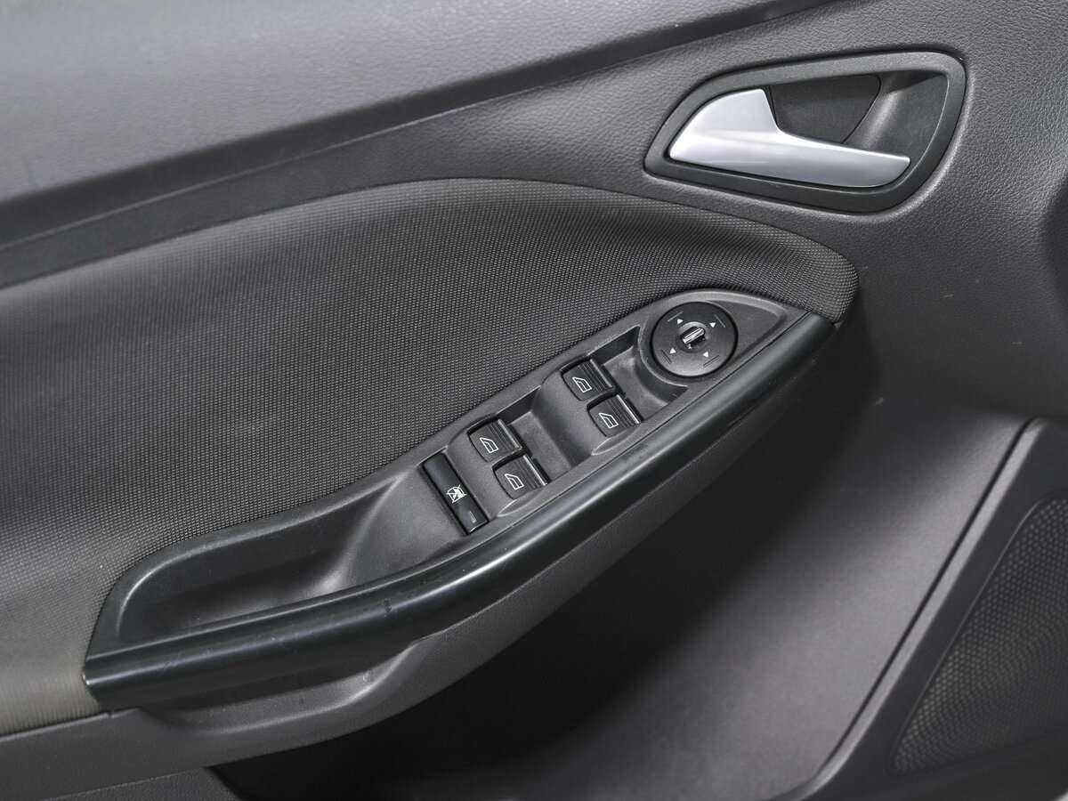Ford Focus, 2013 Фото №15