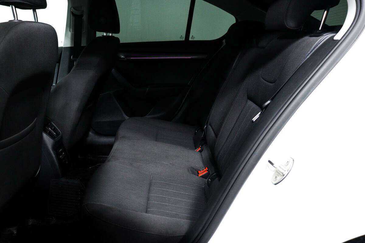 Skoda Octavia, 2018 Фото №12