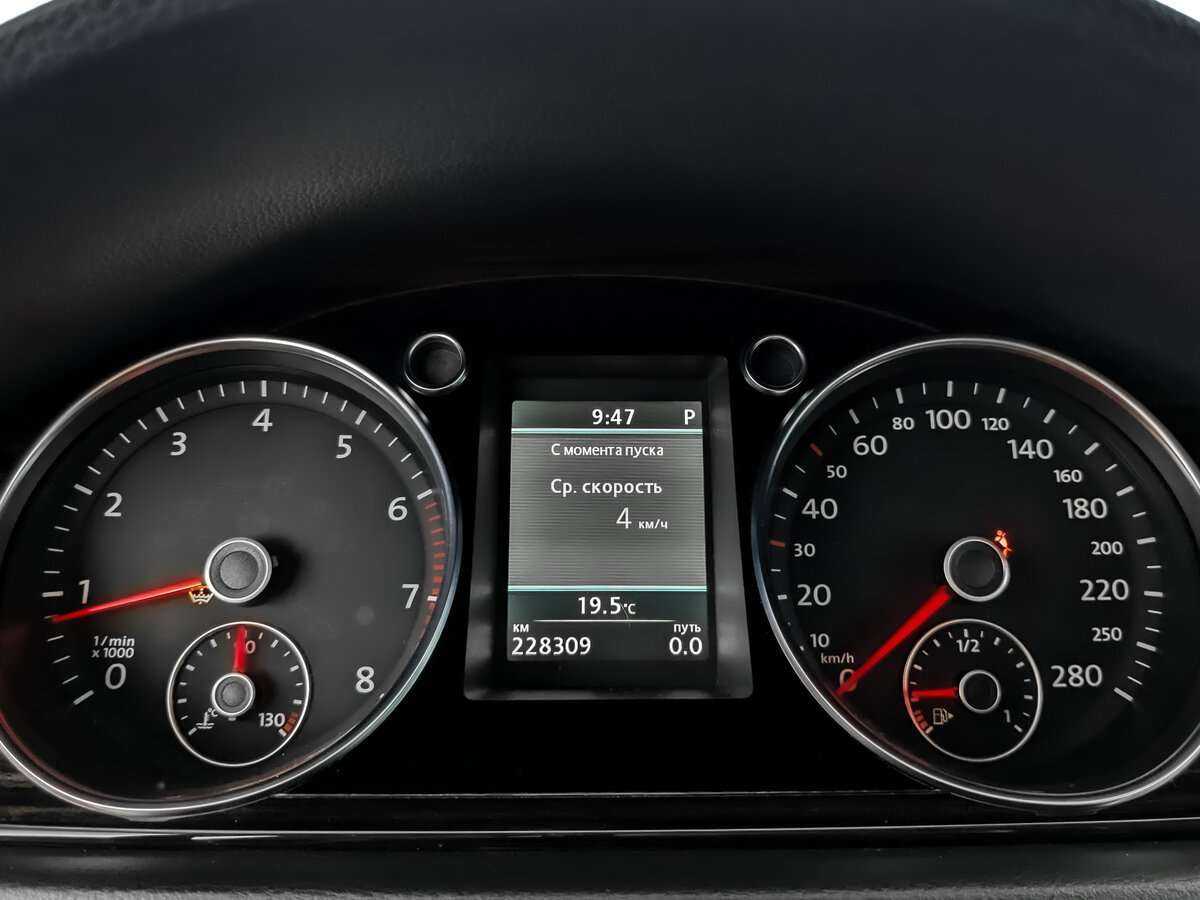 Volkswagen Passat CC, 2013 Фото №14