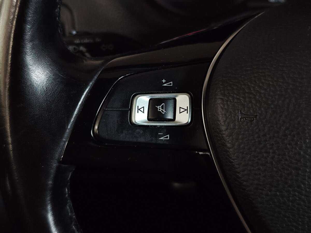 Volkswagen Polo, 2018 Фото №10