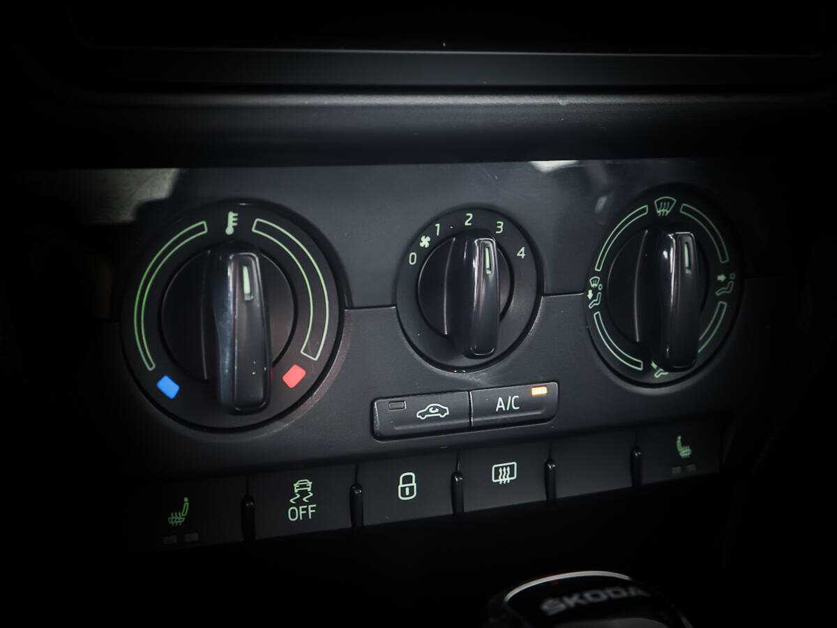 Skoda Rapid, 2019 Фото №17