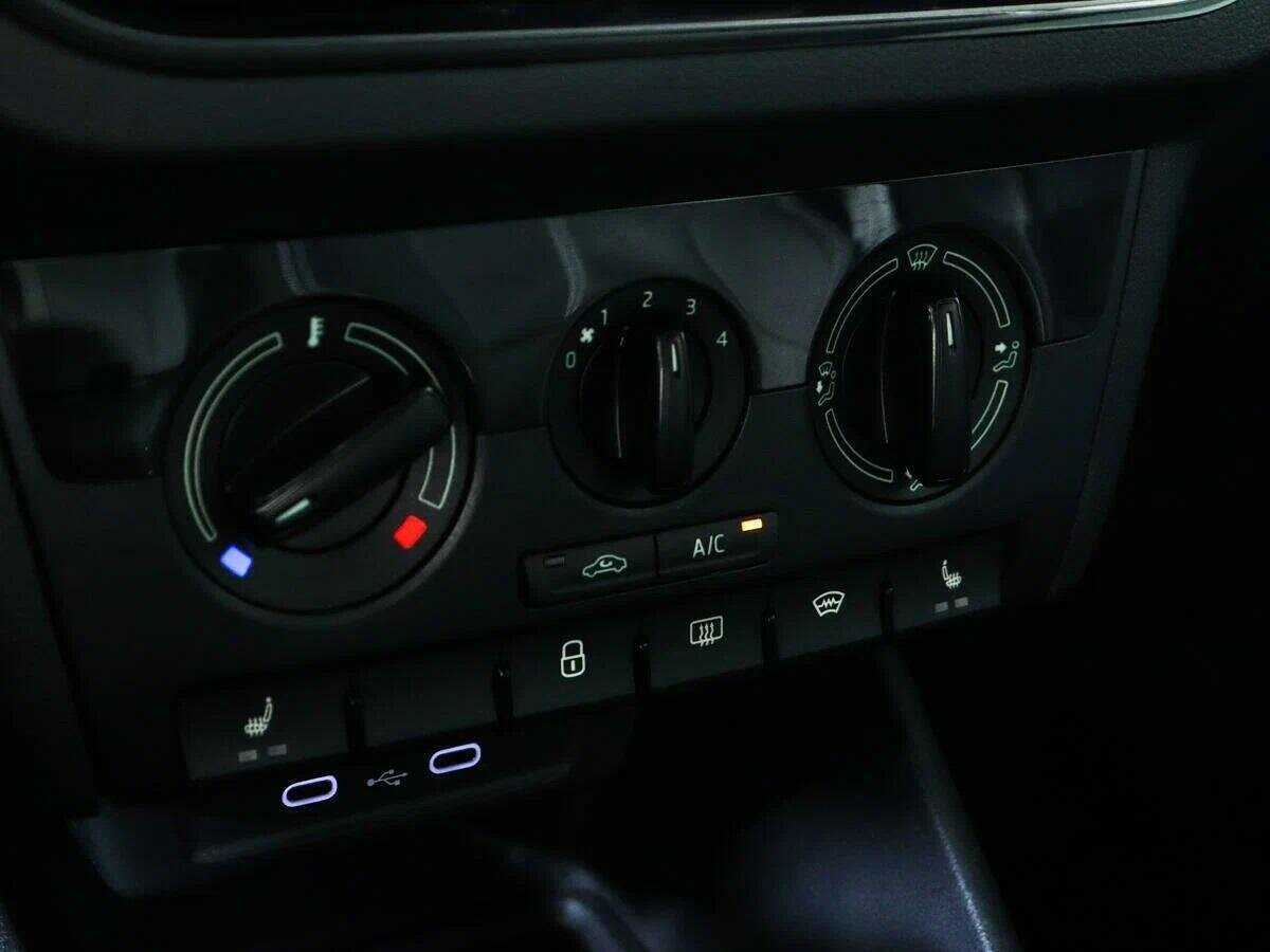 Skoda Rapid, 2021 Фото №14