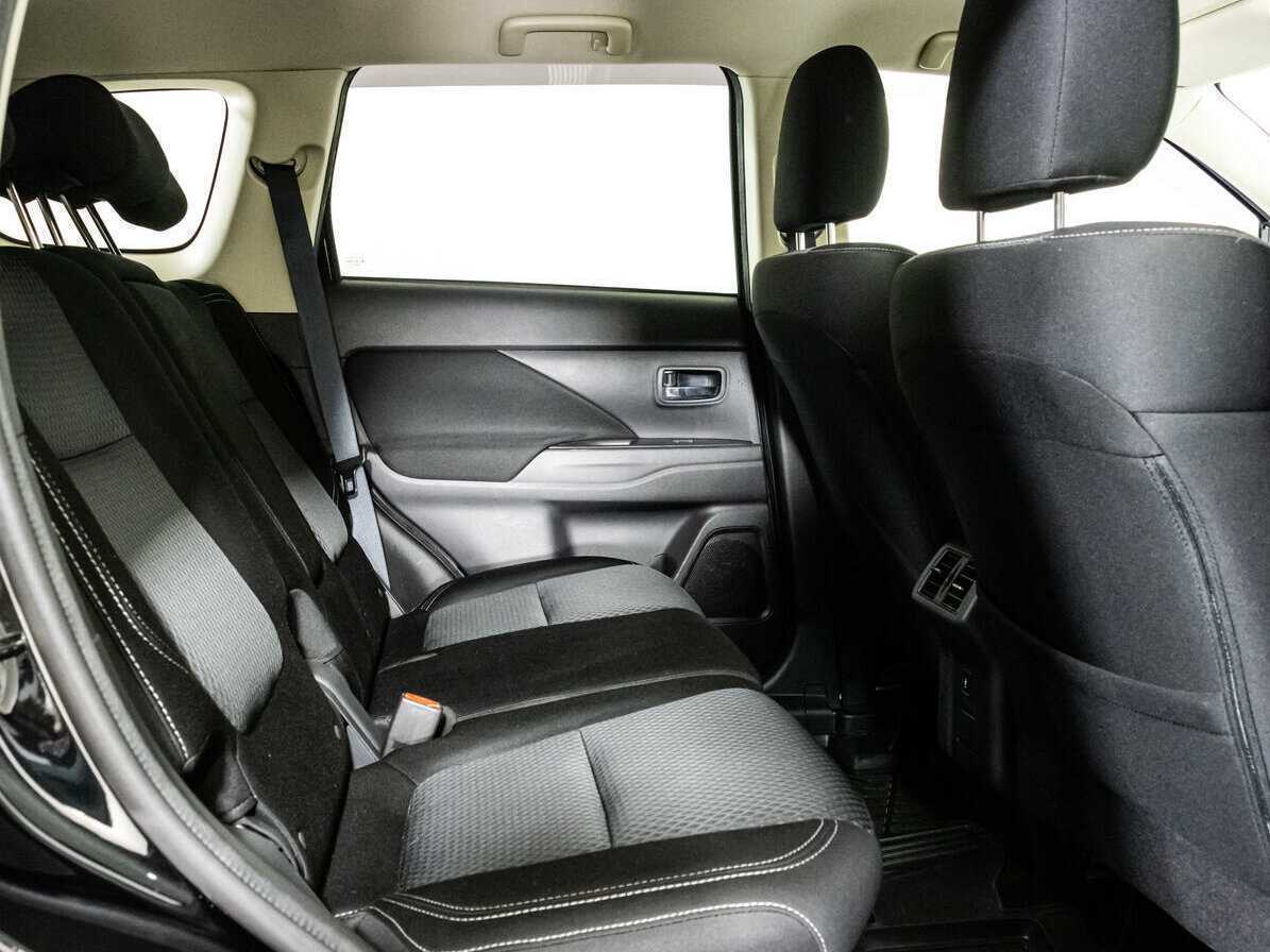 Mitsubishi Outlander, 2019 Фото №14
