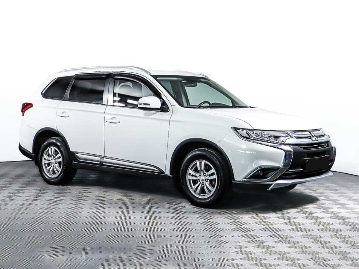Mitsubishi Outlander, 2018 Фото №3