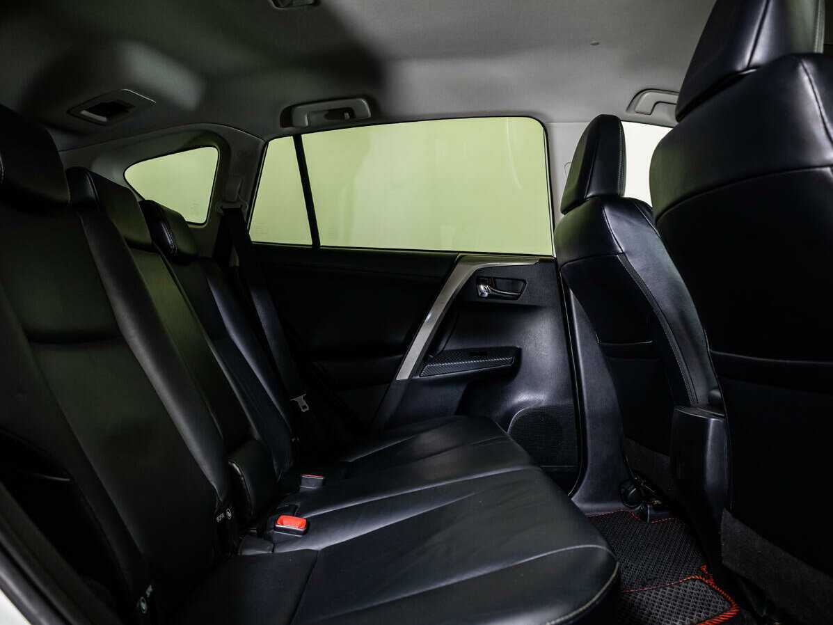 Toyota RAV4, 2012 Фото №8