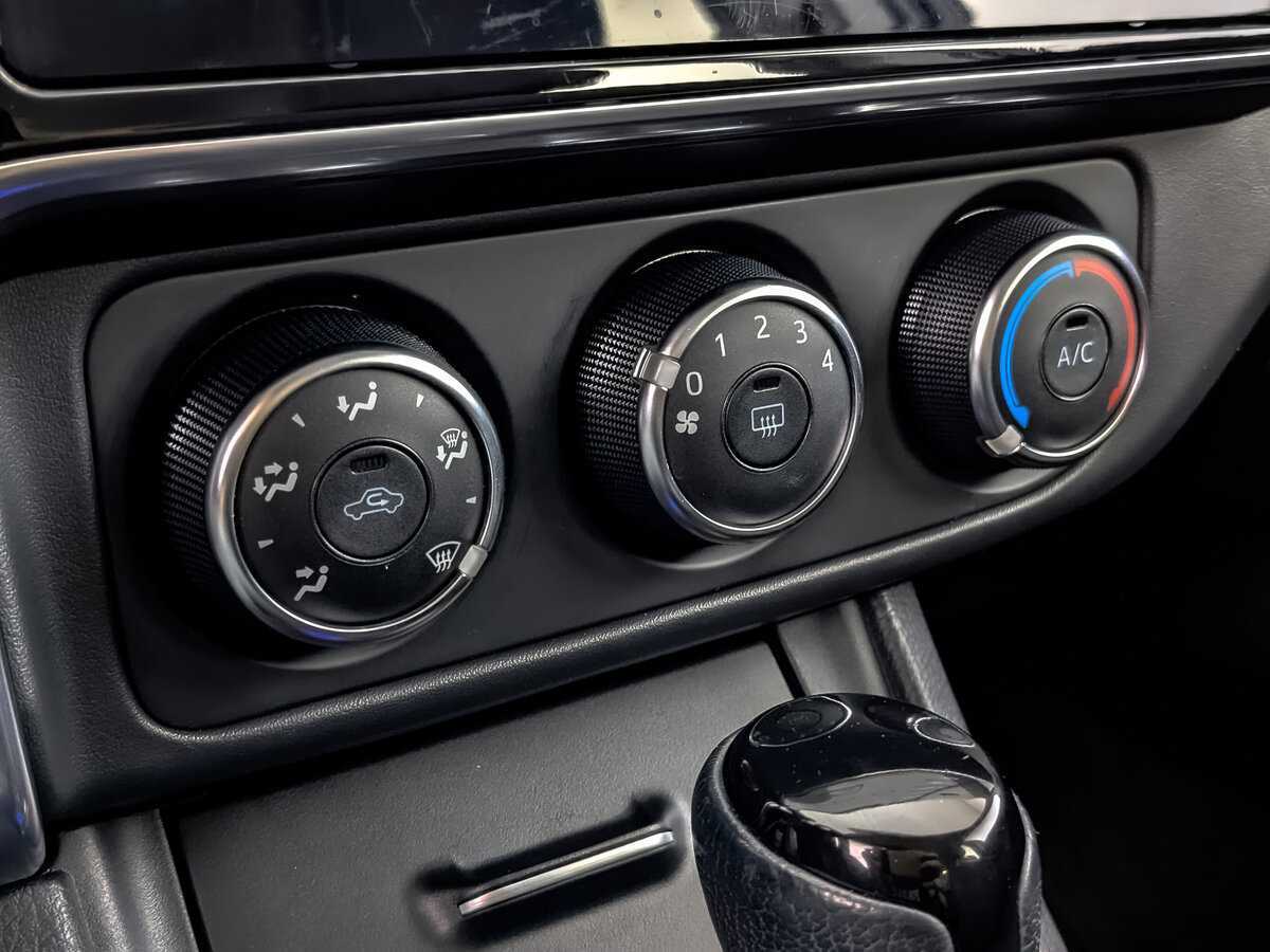 Toyota Corolla, 2017 Фото №17