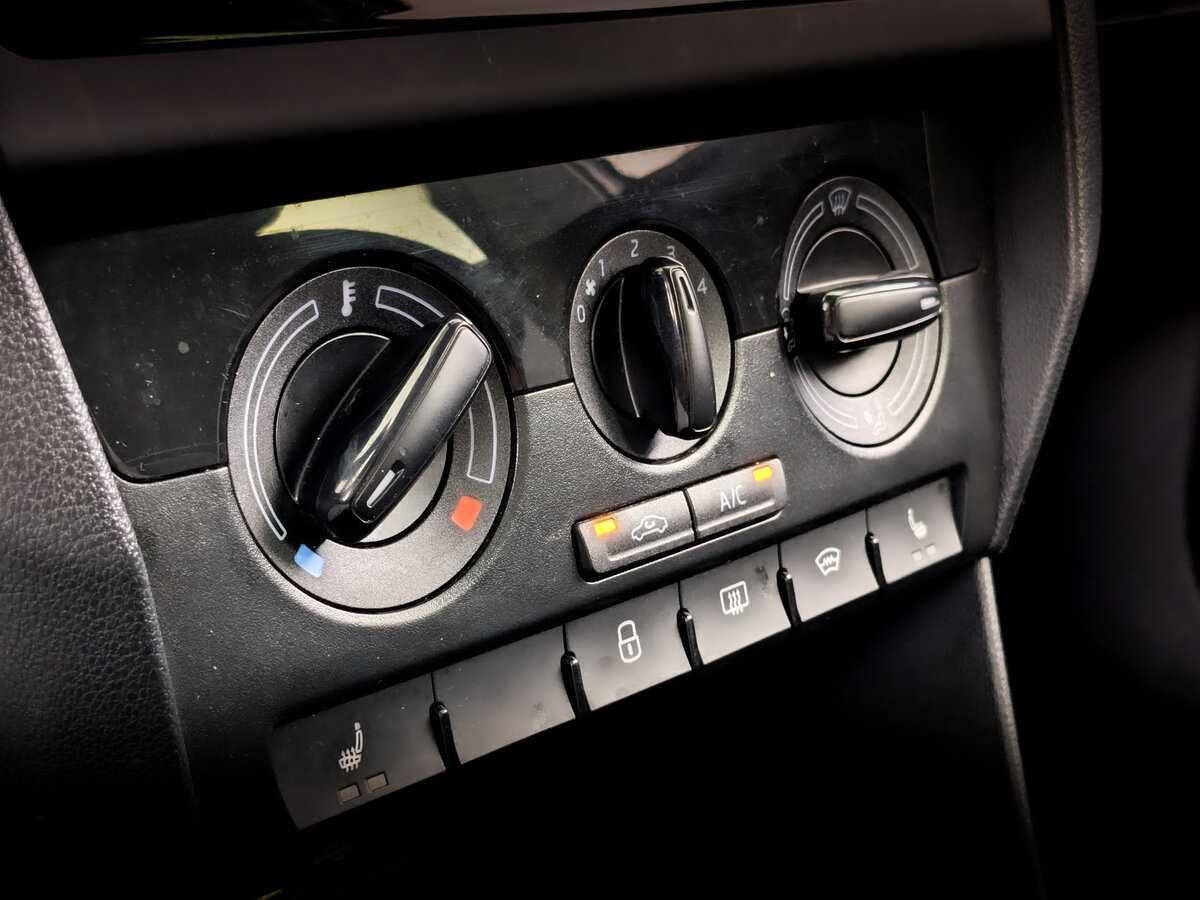 Skoda Rapid, 2018 Фото №22