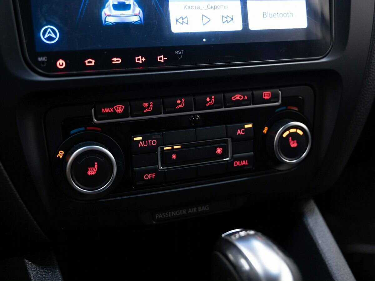 Volkswagen Jetta, 2012 Фото №20