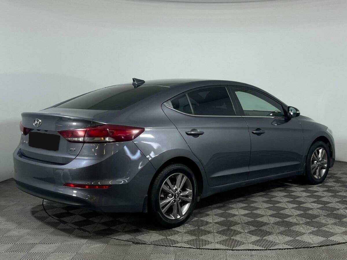 Hyundai Elantra, 2018 Фото №5