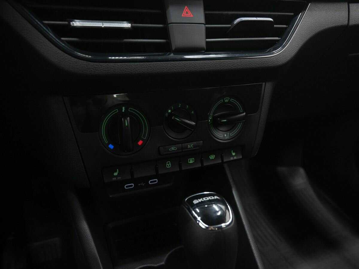 Skoda Rapid, 2022 Фото №18