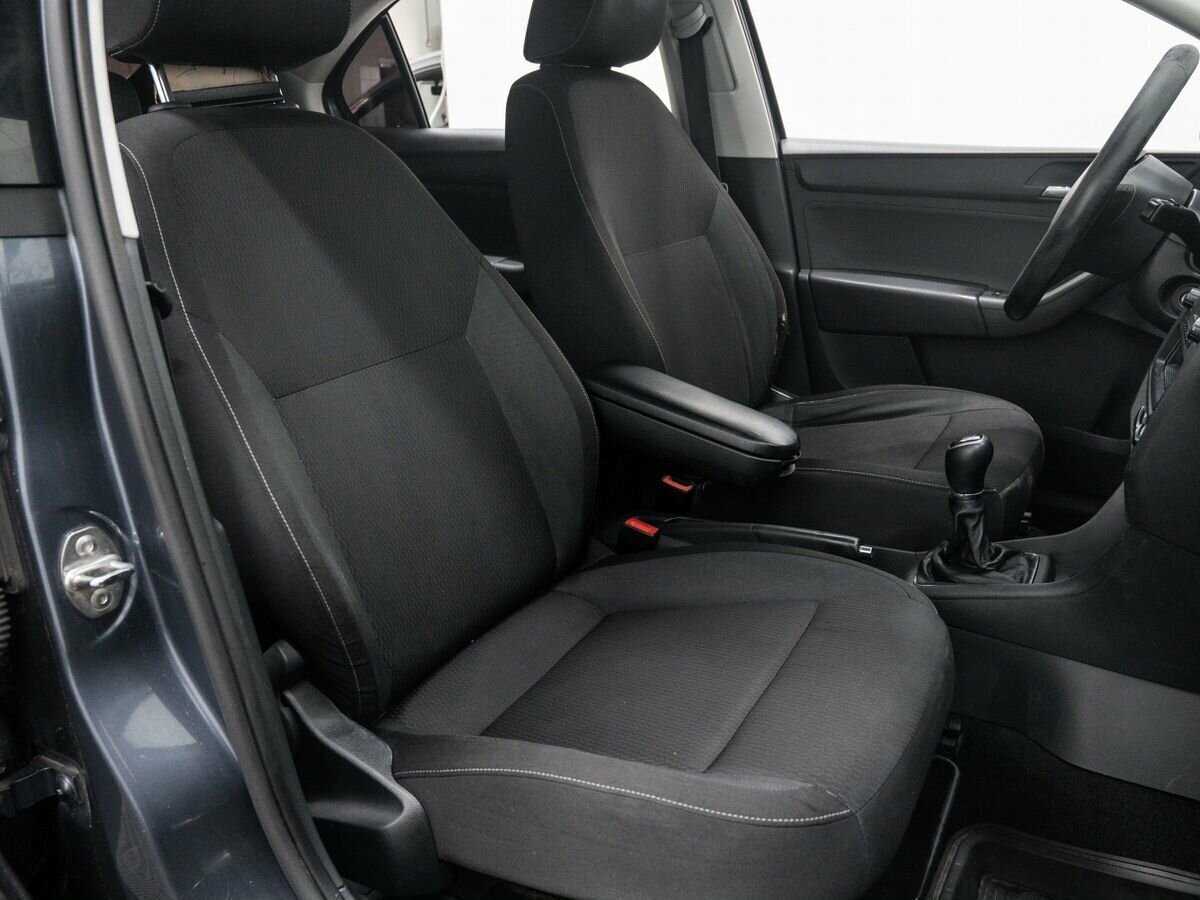 Skoda Rapid, 2014 Фото №9