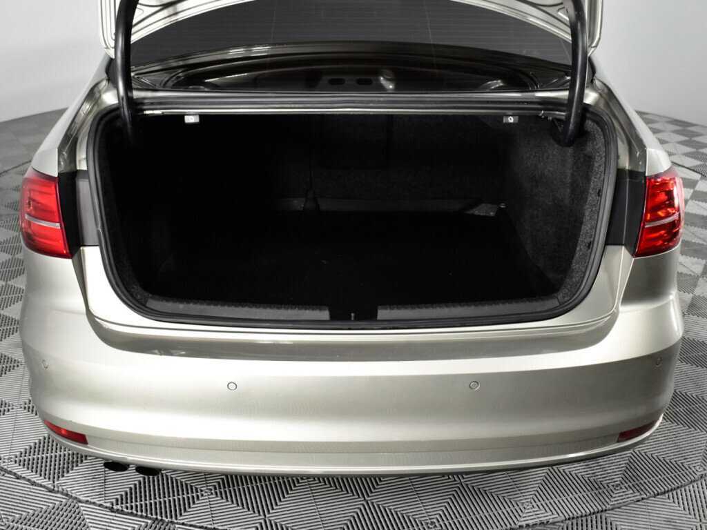 Volkswagen Jetta, 2016 Фото №15