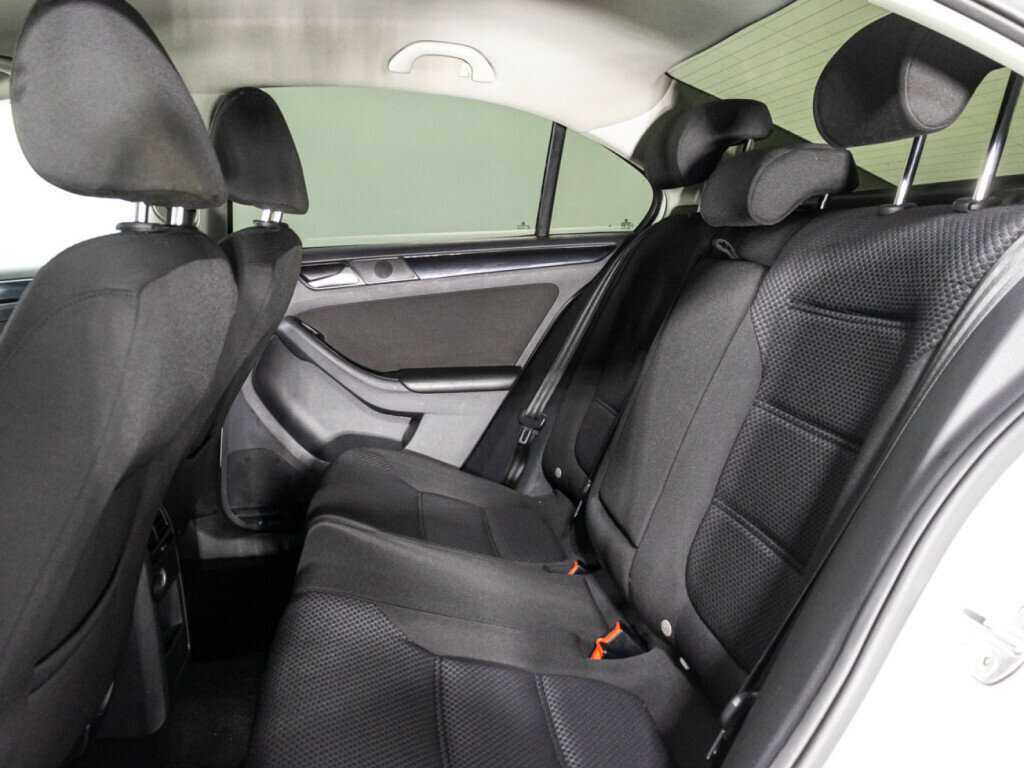 Volkswagen Jetta, 2017 Фото №10