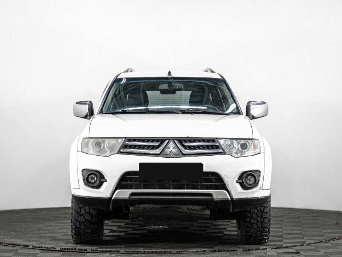 Mitsubishi Pajero Sport, 2014 Фото №2