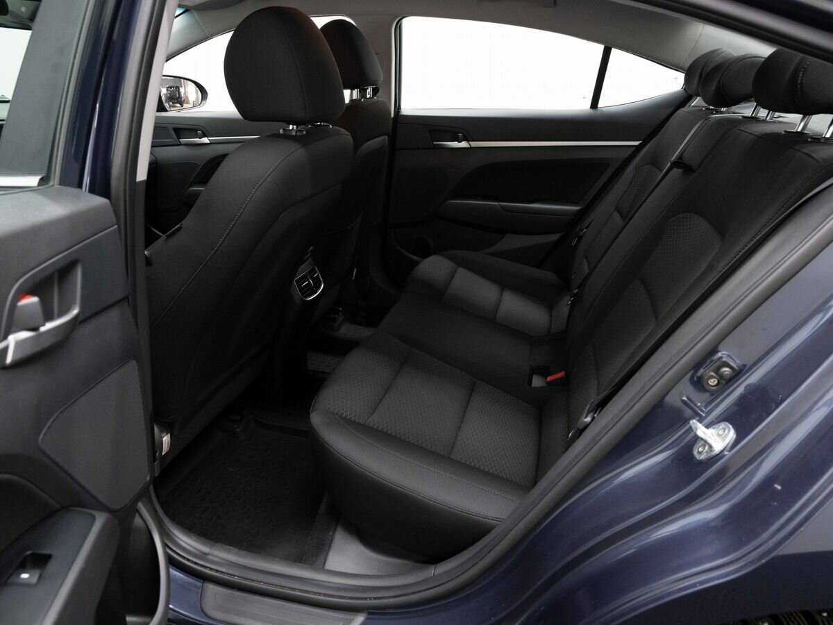 Hyundai Elantra, 2020 Фото №11