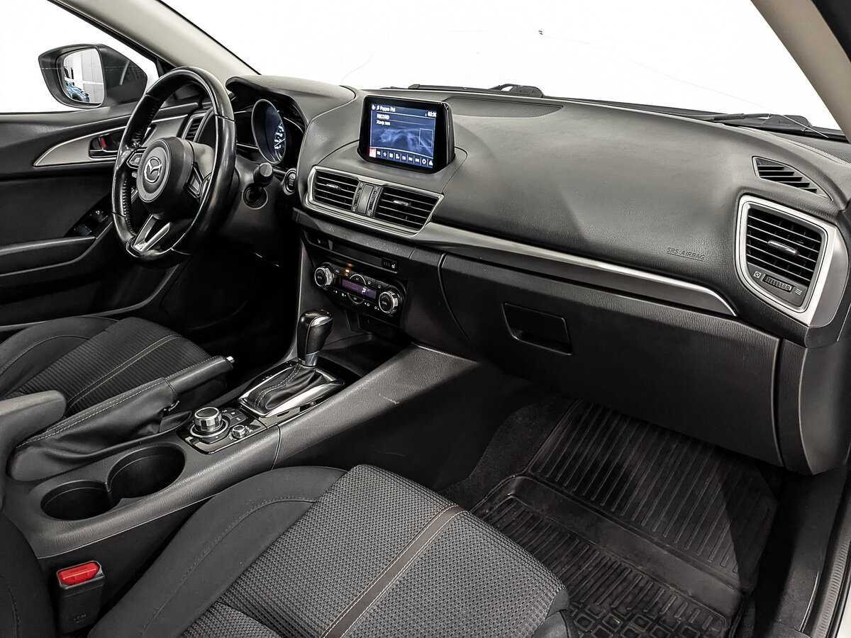 Mazda 3, 2018 Фото №11