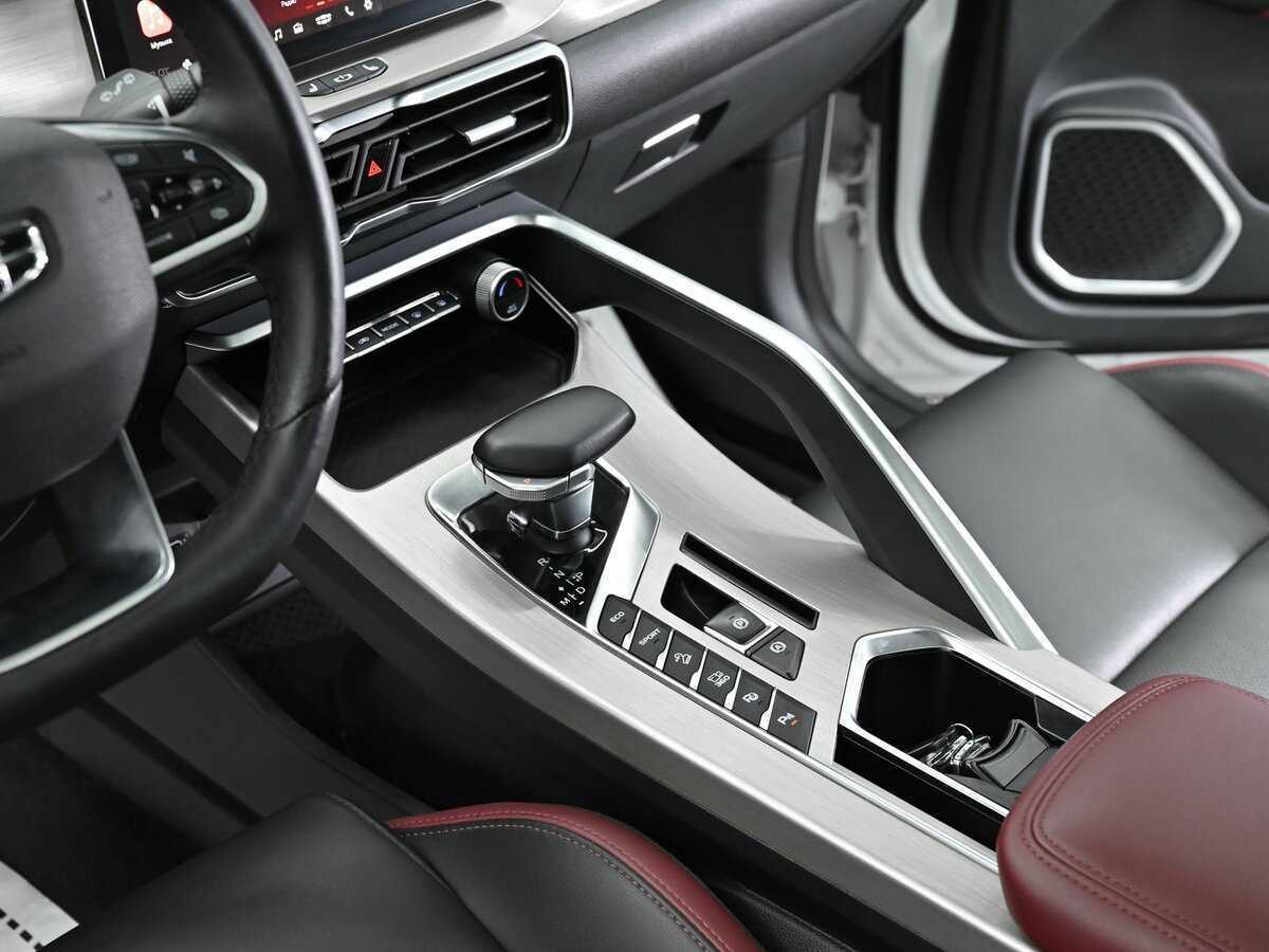 Geely Coolray, 2022 Фото №13