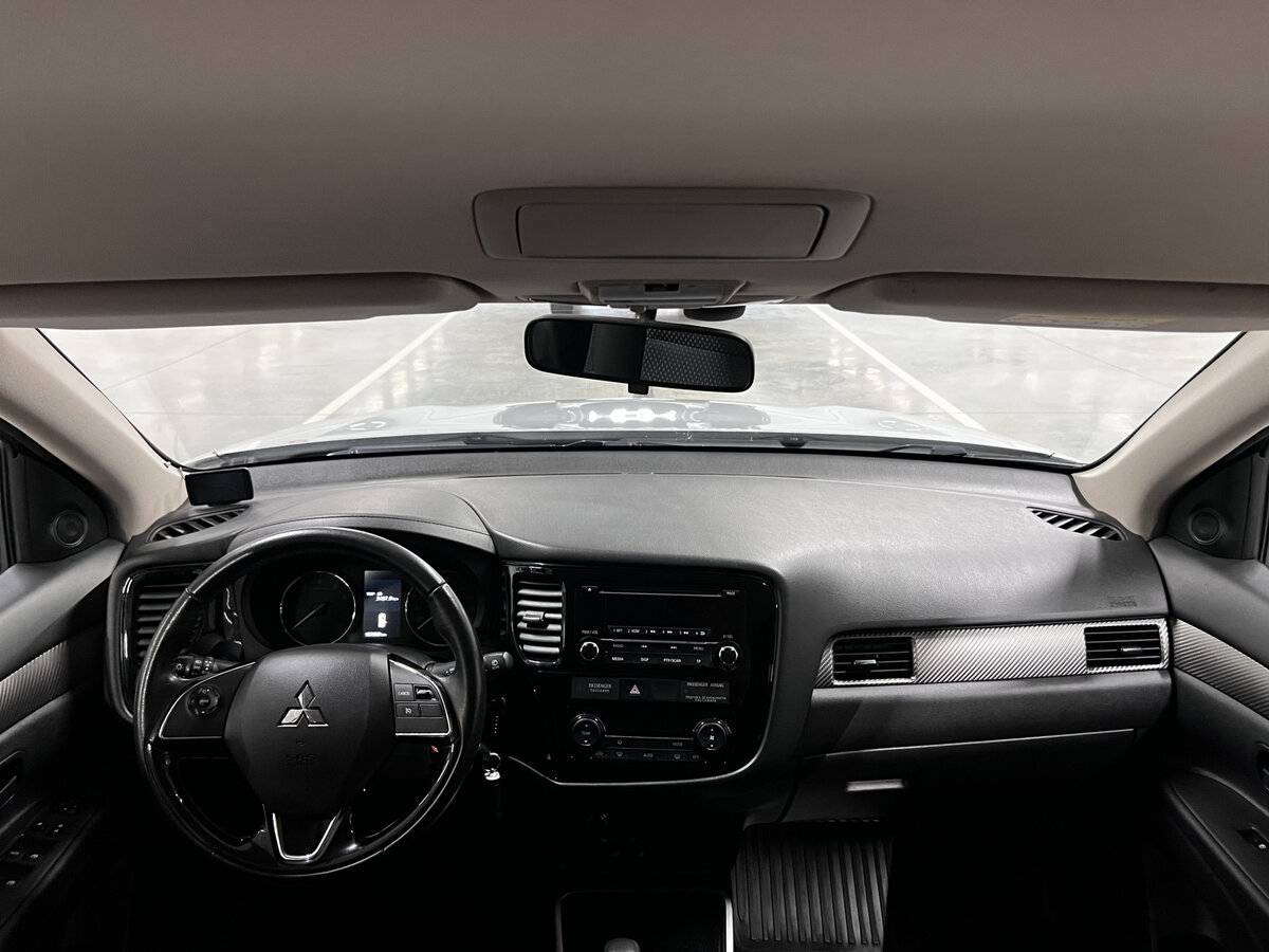 Mitsubishi Outlander, 2017 Фото №14