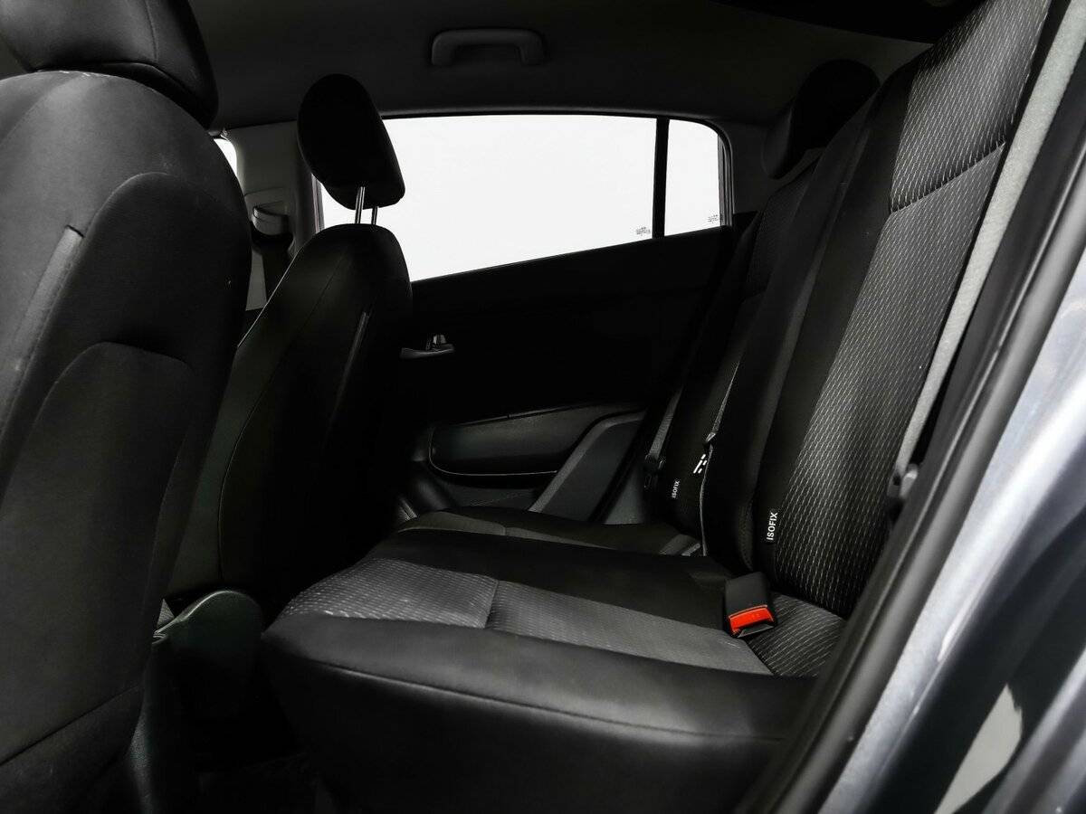 Kia Rio X-Line, 2019 Фото №13