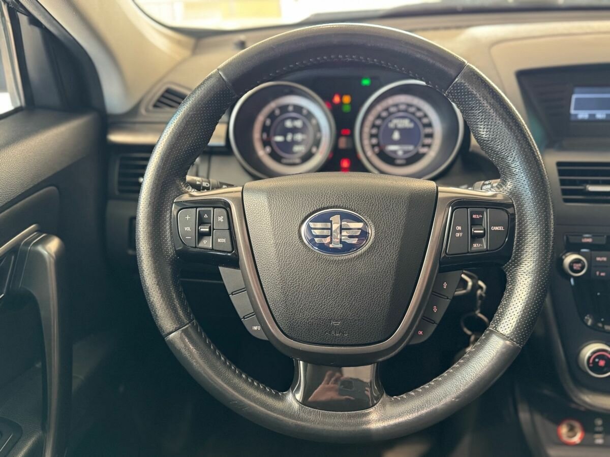 FAW Besturn X80 I, 2017 Фото №12