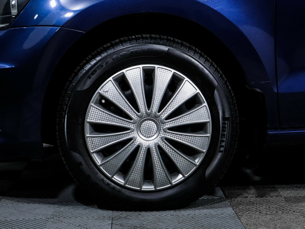 Volkswagen Polo V Рестайлинг, 2016 Фото №12