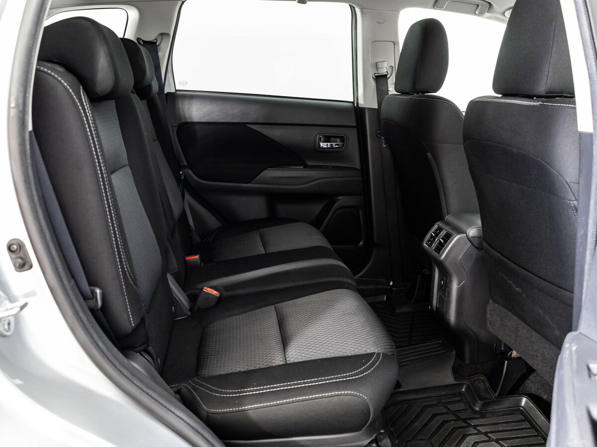 Mitsubishi Outlander III Рестайлинг 3, 2019 Фото №15