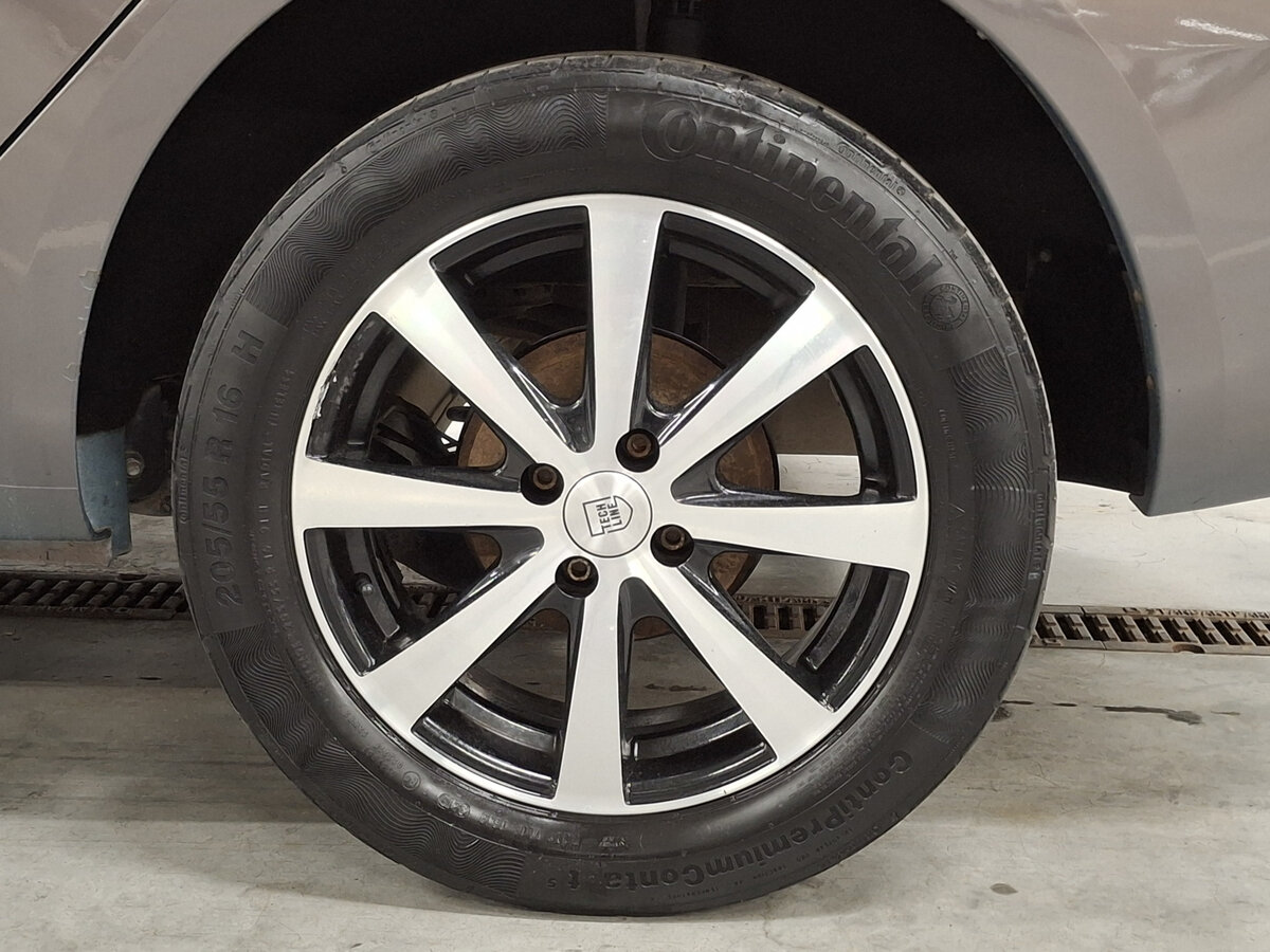 Lada (ВАЗ) Vesta I, 2019 Фото №18