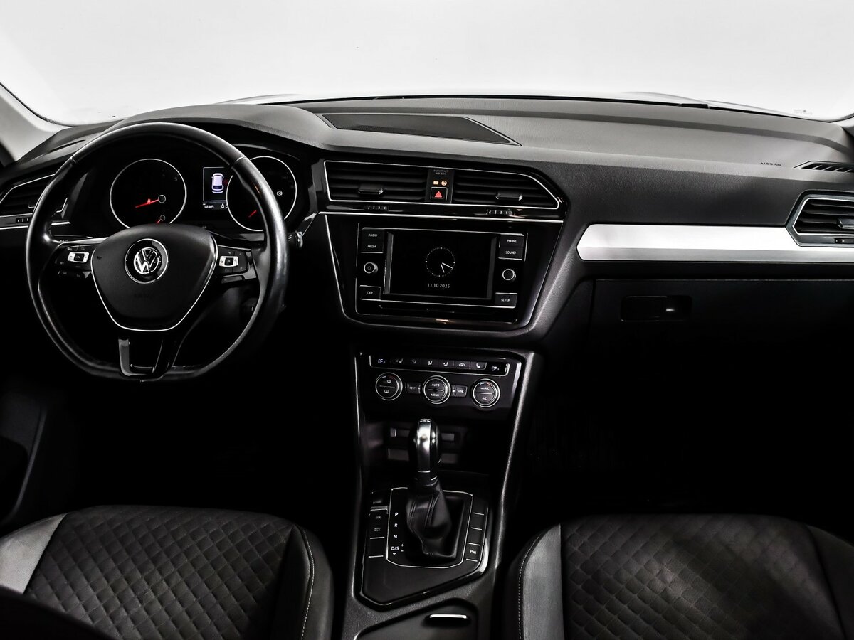 Volkswagen Tiguan II, 2017 Фото №12