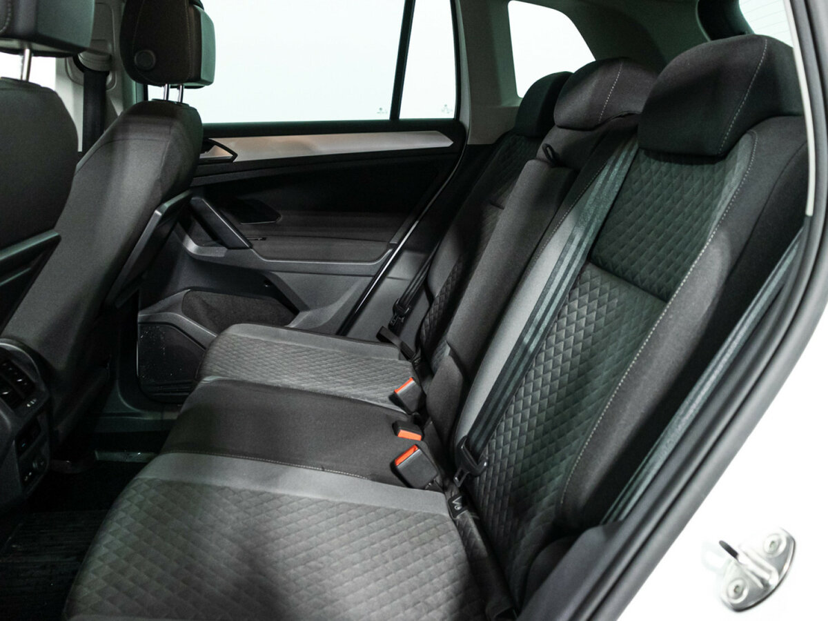 Volkswagen Tiguan II, 2019 Фото №9